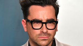 Dan Levy calls out Comedy Central India for censoring same-sex <i>Schitt's Creek </i>kiss